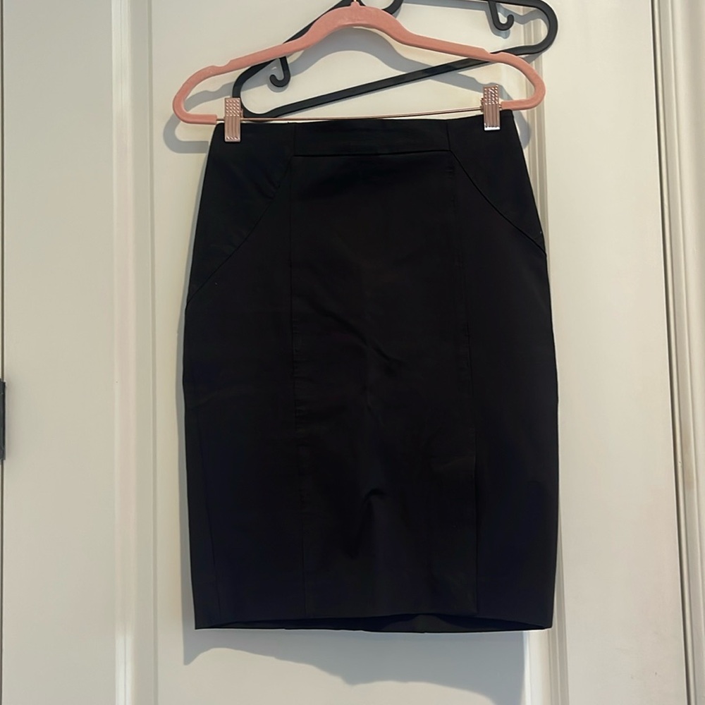Banana republic, black pencil skirt, short